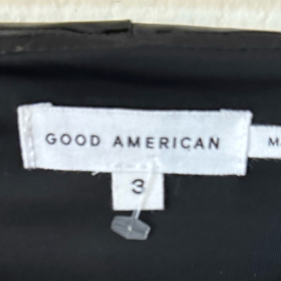 NEW! Good American pull on Glossy Black liquid vinyl Flare Pants - Picture 14 of 14